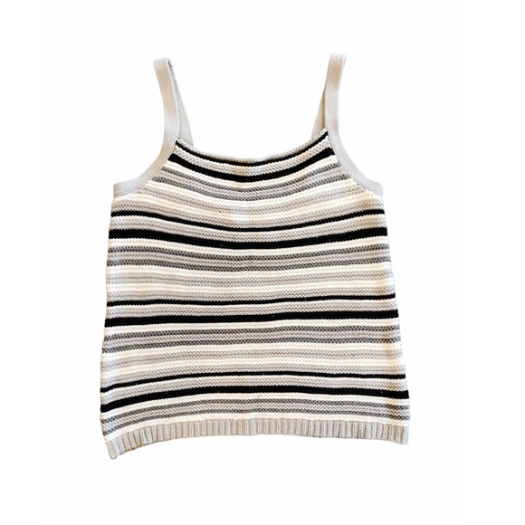 5/$25🐼 Pink Rose Striped Knit Tank Top Size Medium - Picture 1 of 4